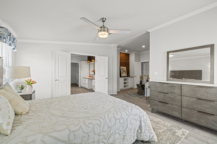 TRIPLE WIDE~ La Belle - END LOAD CONSTRUCTION! "The Beauty" 41764D Seguin TX