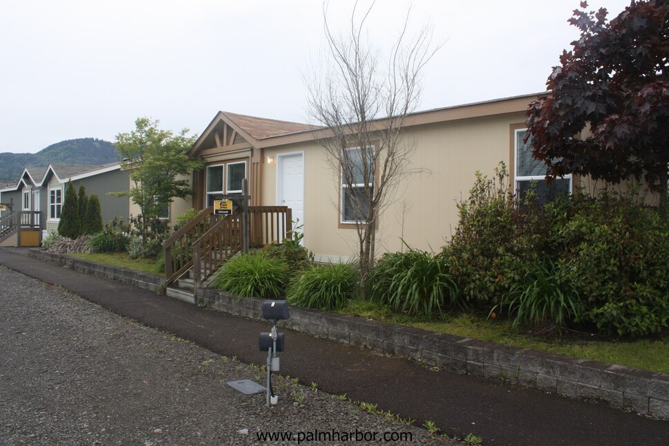 Klamath 28563A Manufactured Home from Palm Harbor Homes, a Cavco Company