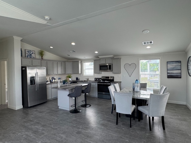 ELEGANCE OF A SWAN L52EP8 Smart Cottage Series Houston TX