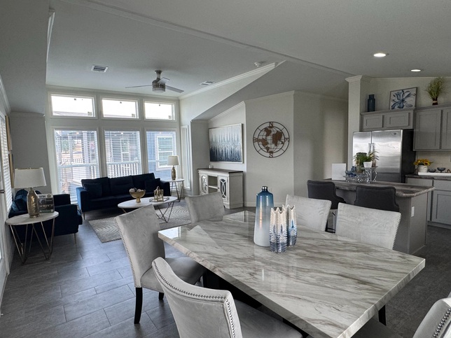 ELEGANCE OF A SWAN L52EP8 Smart Cottage Series Houston TX