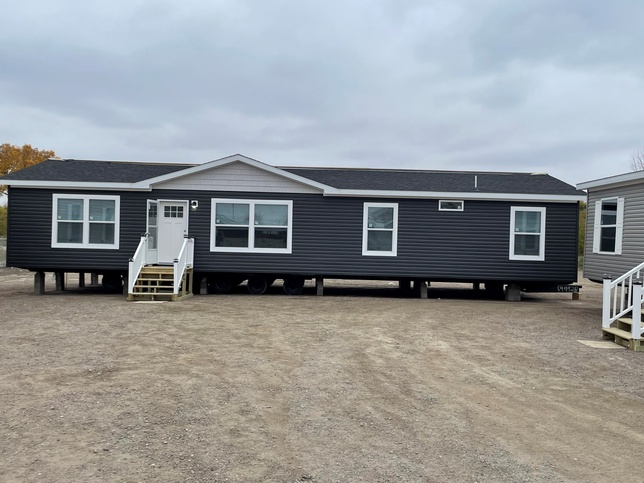 The Aberdeen XL 28603CM | 3 bedroom, 2 bathroom, 1650 sqft home | Built by Cavco - Montevideo in Montevideo, MN.