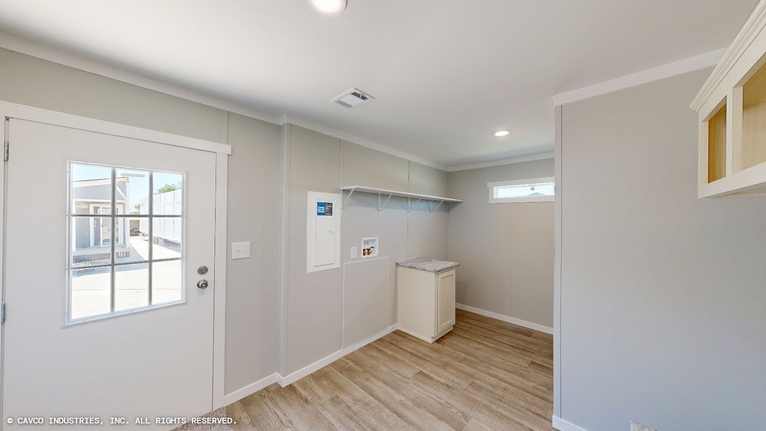 Matterhorn 32685M | 5 bedroom, 3 bathroom, 2040 sqft home | Built by Cavco - Lake Arlington in Fort Worth, TX.