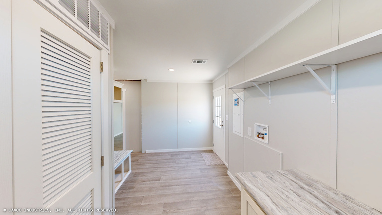 Matterhorn 32685M | 5 bedroom, 3 bathroom, 2040 sqft home | Built by Cavco - Lake Arlington in Fort Worth, TX.