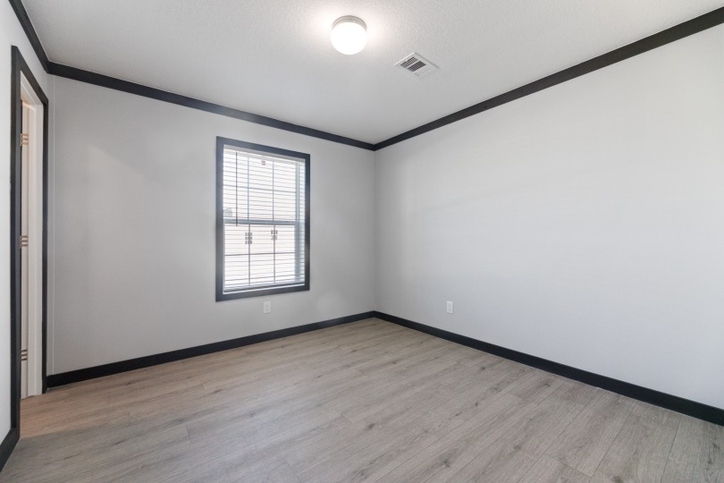 Sparrow 32725A | 5 bedroom, 3 bathroom, 2136 sqft home | Built by Cavco - Moultrie in Moultrie, GA.