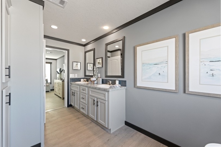 Sparrow 32725A | 5 bedroom, 3 bathroom, 2136 sqft home | Built by Cavco - Moultrie in Moultrie, GA.