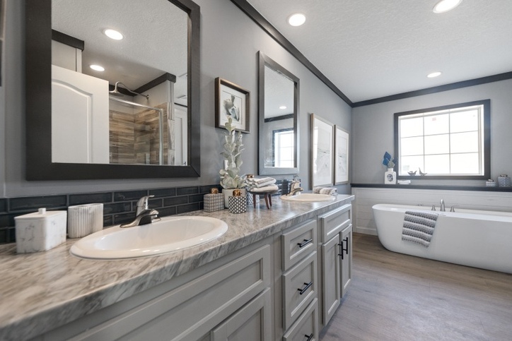 Sparrow 32725A | 5 bedroom, 3 bathroom, 2136 sqft home | Built by Cavco - Moultrie in Moultrie, GA.