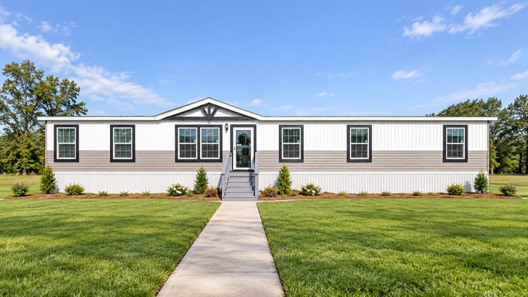 Sparrow 32725A | 5 bedroom, 3 bathroom, 2136 sqft home | Built by Cavco - Moultrie in Moultrie, GA.