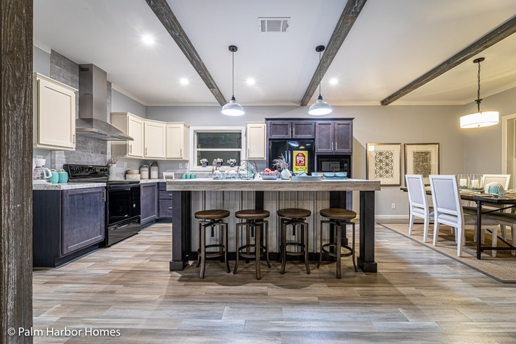 The Jenkins | 2 bedroom, 2 bathroom, 1393 sqft home. Built by Cavco - Plant City in Plant City, FL.