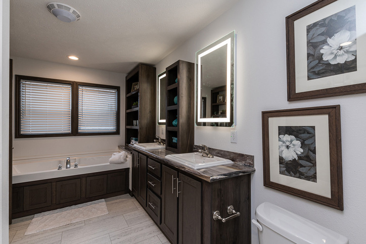 The Lincoln 28563B | 3 bedroom, 2 bathroom, 1549 sqft home | Built by Cavco - Montevideo in Montevideo, MN.
