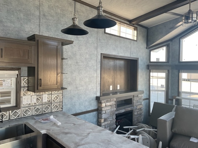 Country Manor 100162 Park Model | 1 bedroom, 1 bathroom, 387 sqft home. Built by Cavco - Nappanee in Nappanee, IN.