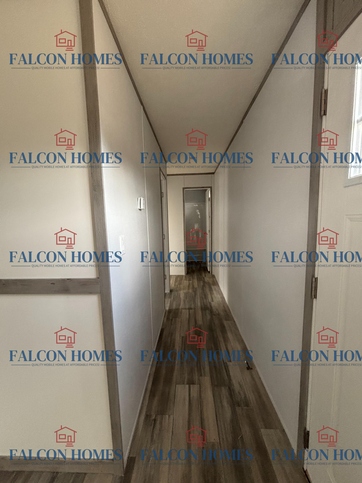 Valu Maxx Premier Hallway