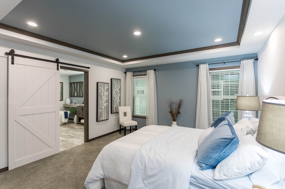 Master Bedroom - The Master Series Harbor Town 92610KS Modular Home by Fairmont Homes