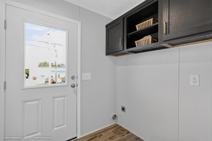 Augusta 32683A | 3 bedroom, 2 bathroom, 2040 sqft home. Built by Cavco - Shippenville in Shippenville, PA.