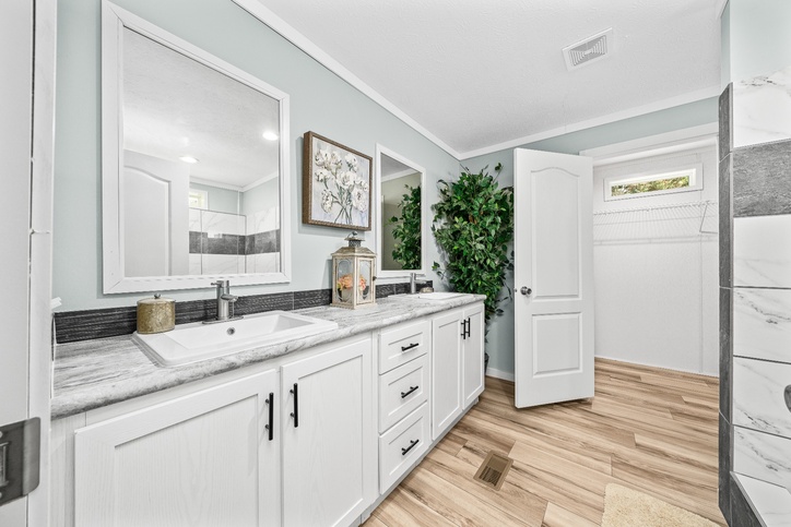X Model | 4 bedroom, 2 bathroom, 2040 sqft home. Built by Cavco - Lafayette in Lafayette, TN.