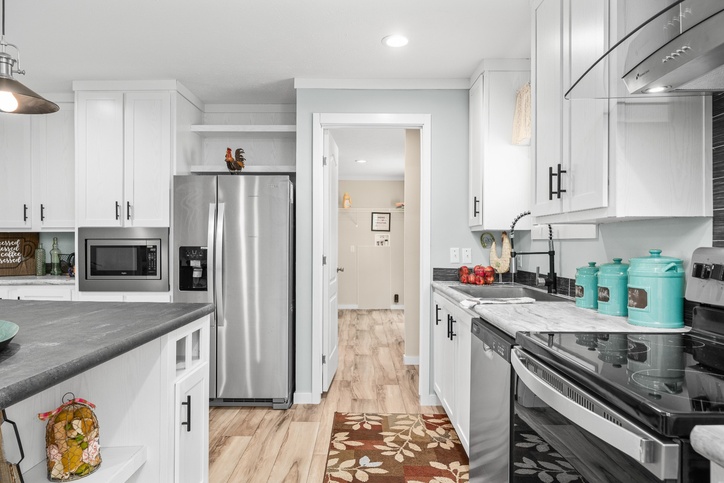 X Model | 4 bedroom, 2 bathroom, 2040 sqft home. Built by Cavco - Lafayette in Lafayette, TN.