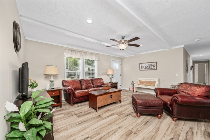X Model | 4 bedroom, 2 bathroom, 2040 sqft home. Built by Cavco - Lafayette in Lafayette, TN.