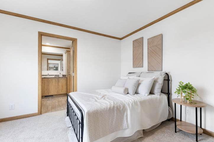 Edge 14763C | 3 bedroom, 2 bathroom, 1013 sqft home | Built by Cavco - Dorchester in Dorchester, WI.