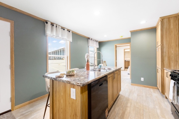 Edge 14763C | 3 bedroom, 2 bathroom, 1013 sqft home | Built by Cavco - Dorchester in Dorchester, WI.