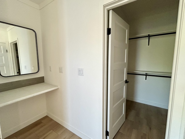 Luxe Haven Flex 47724A Cleveland TX