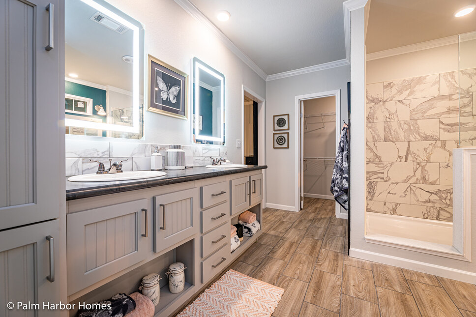 Palm Harbor Gallery