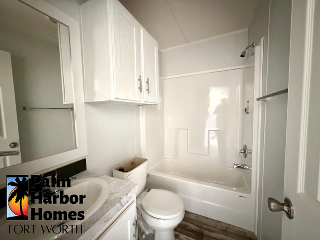 Cavco Seabreeze - READY FOR IMMEDIATE DELIVERY PN16763U Fort Worth TX