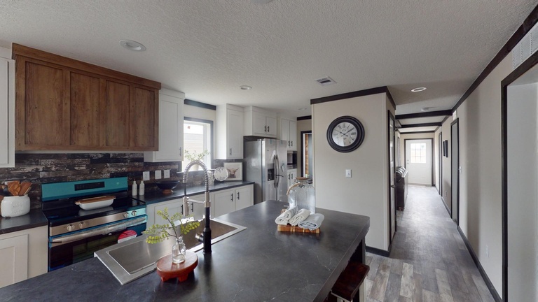 Banning 28724A | 4 bedroom, 3 bathroom, 1920 sqft home | Built by Cavco - Moultrie in Moultrie, GA.