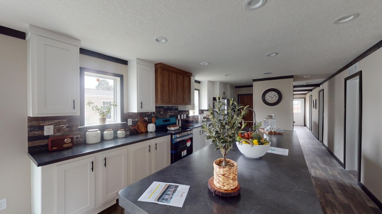 Banning 28724A | 4 bedroom, 3 bathroom, 1920 sqft home | Built by Cavco - Moultrie in Moultrie, GA.