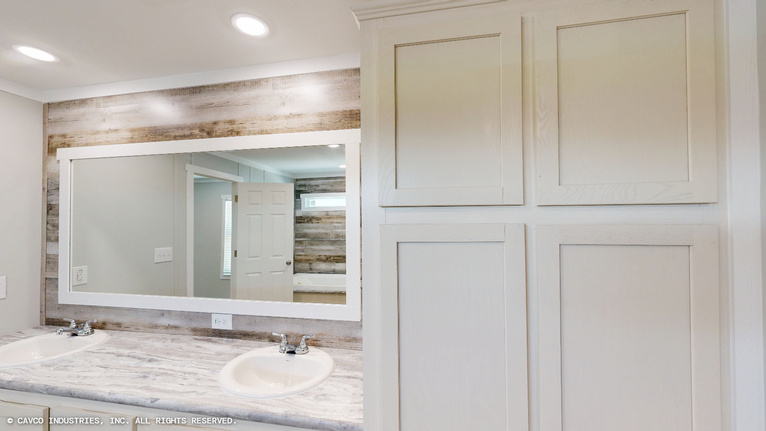 Olympus 32744P | 4 bedroom, 2 bathroom, 2040 sqft home | Built by Cavco - Lancaster in Lancaster, TX.
