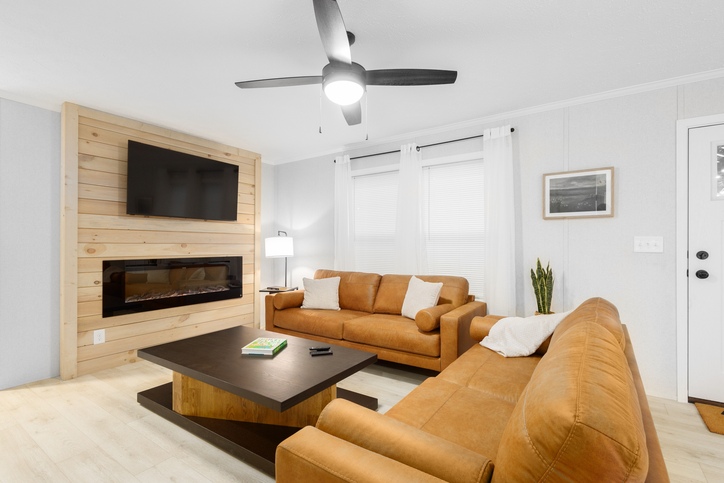 Elite 28522A | 2 bedroom, 2 bathroom, 1253 sqft home. Built by Cavco - Clarion in Shippenville, PA.
