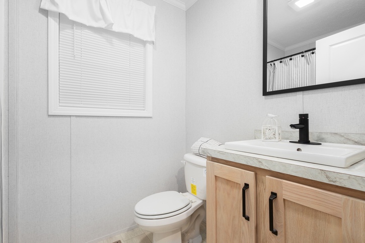 Elite 28522A | 2 bedroom, 2 bathroom, 1253 sqft home. Built by Cavco - Clarion in Shippenville, PA.