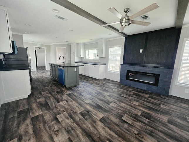 The Fancy 16763B Tifton GA
