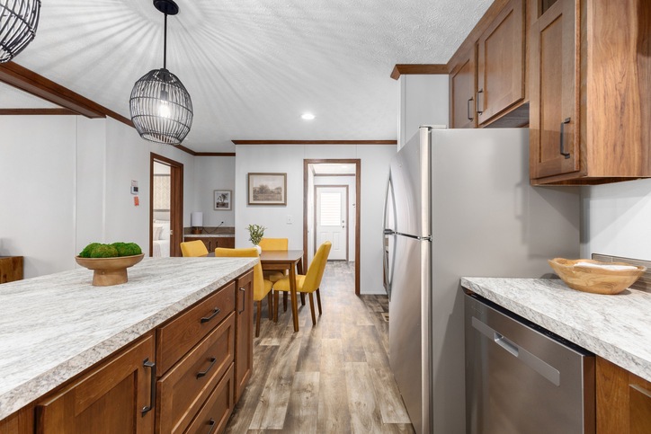 Blazer Select 28483E | 3 bedroom, 2 bathroom, 1280 sqft home. Built by Cavco - Clarion in Shippenville, PA.