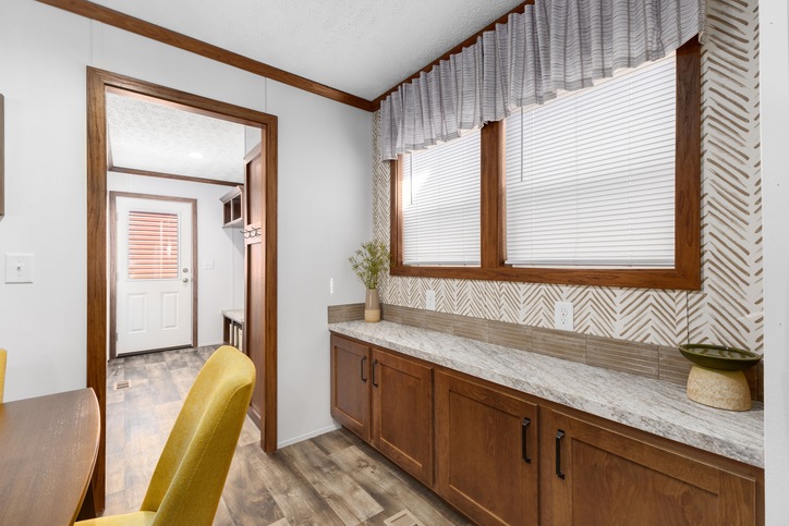 Blazer Select 28483E | 3 bedroom, 2 bathroom, 1280 sqft home. Built by Cavco - Clarion in Shippenville, PA.