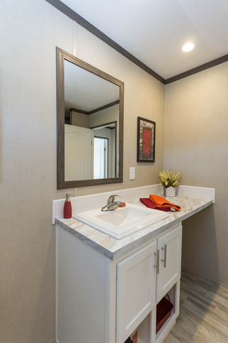 3 bedroom, 2 bathroom, 1685 square feet. Built by Fleetwood Rocky Mount. Pegasus 28643S.