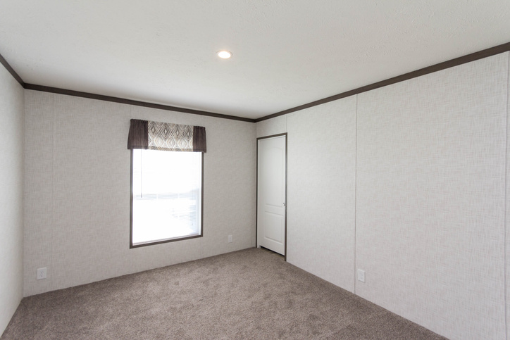 3 bedroom, 2 bathroom, 1685 square feet. Built by Fleetwood Rocky Mount. Pegasus 28643S.