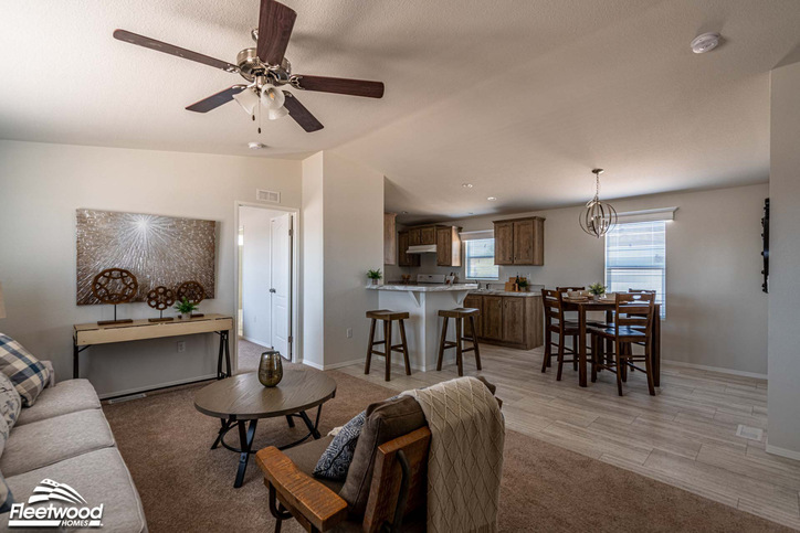 Canyon Lake 24443X | 3 bedroom, 2 bathroom, 1026 sqft home | Built by Cavco - Riverside in Riverside, CA.