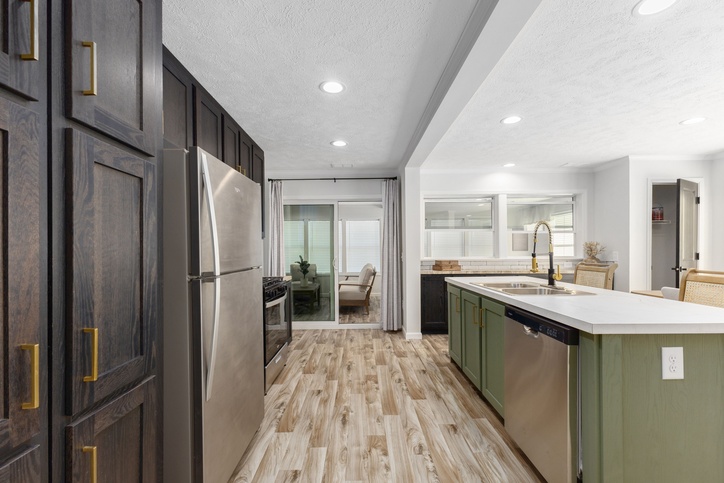 Eastland Concepts 28563L | 3 bedroom, 2 bathroom, 1493 sqft home. Built by Cavco - Shippenville in Shippenville, PA.