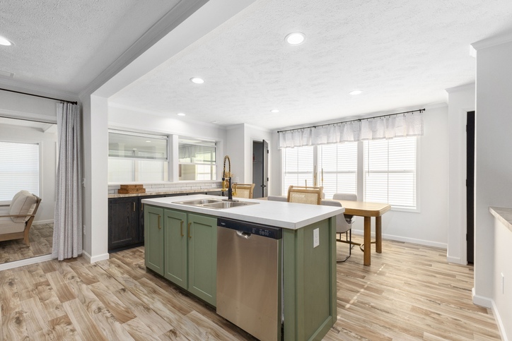 Eastland Concepts 28563L | 3 bedroom, 2 bathroom, 1493 sqft home. Built by Cavco - Shippenville in Shippenville, PA.