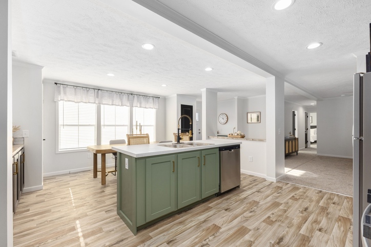 Eastland Concepts 28563L | 3 bedroom, 2 bathroom, 1493 sqft home. Built by Cavco - Shippenville in Shippenville, PA.