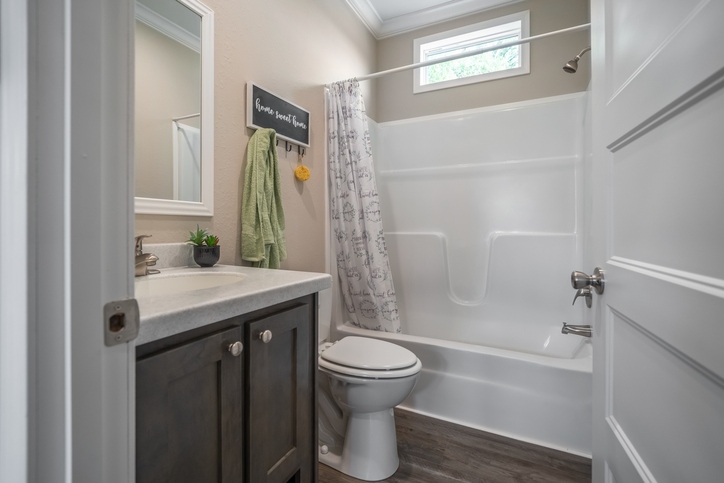 The Chariot 24442A | 2 bedroom, 2 bathroom, 946 sqft home | Built by Cavco - Ocala in Ocala, FL.