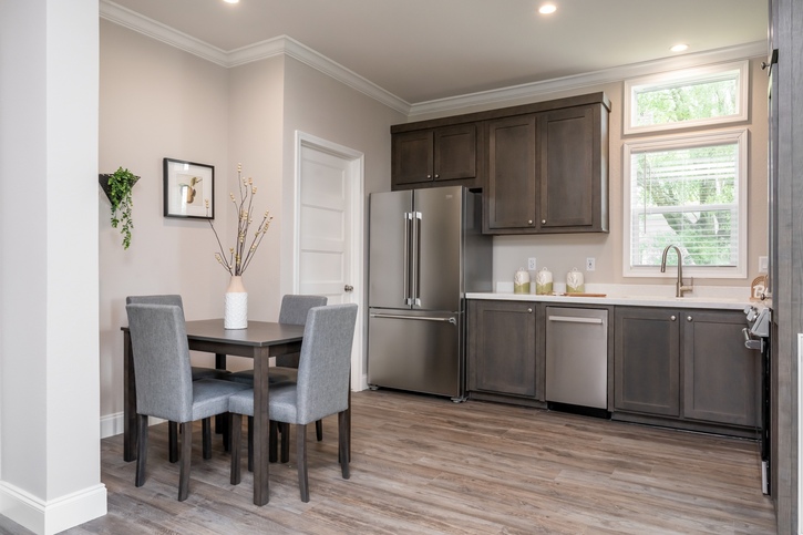 The Chariot 24442A | 2 bedroom, 2 bathroom, 946 sqft home | Built by Cavco - Ocala in Ocala, FL.