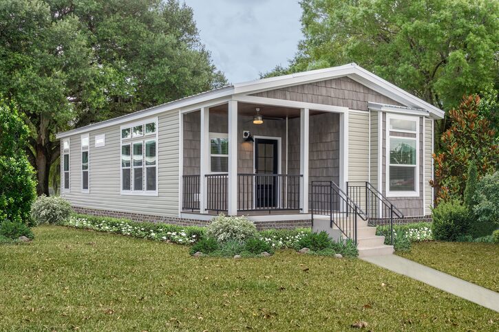 The Chariot 24442A | 2 bedroom, 2 bathroom, 946 sqft home | Built by Cavco - Ocala in Ocala, FL.