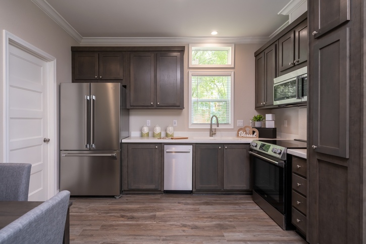 The Chariot 24442A | 2 bedroom, 2 bathroom, 946 sqft home | Built by Cavco - Ocala in Ocala, FL.