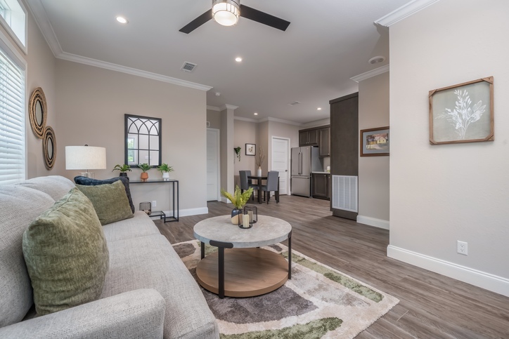 The Chariot 24442A | 2 bedroom, 2 bathroom, 946 sqft home | Built by Cavco - Ocala in Ocala, FL.