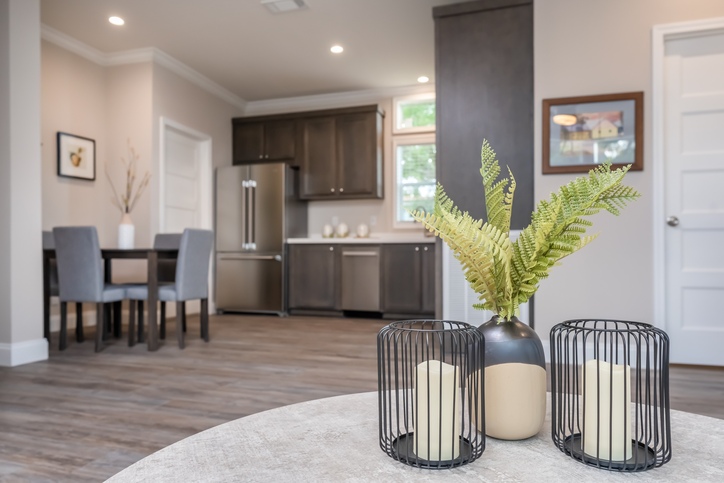 The Chariot 24442A | 2 bedroom, 2 bathroom, 946 sqft home | Built by Cavco - Ocala in Ocala, FL.