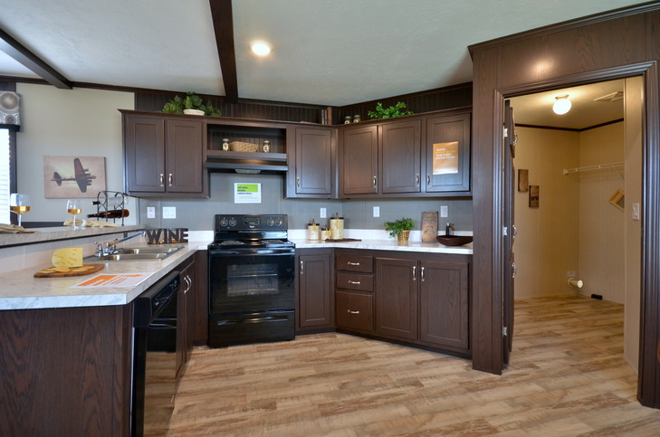 Alamo Lite 16763B | 3 bedroom, 2 bathroom, 1165 sqft home. Built by Cavco - Seguin in Seguin, TX.